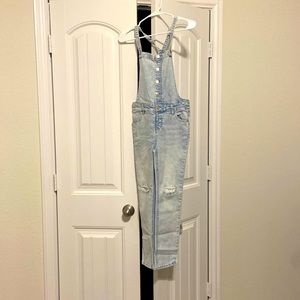 YL(10-12) Cat & Jack denim overalls torn knees.